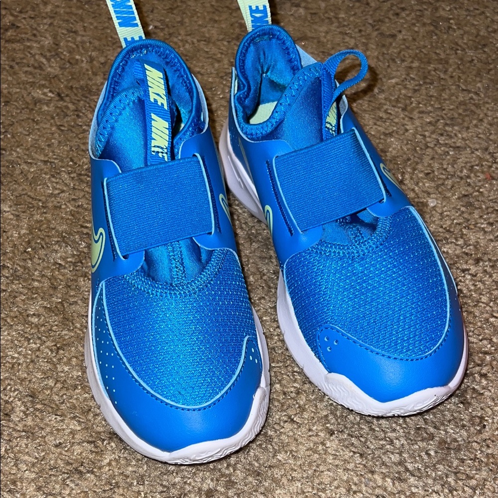 New w/o Tags, Nike Kids Blue and Lime Green Sneakers